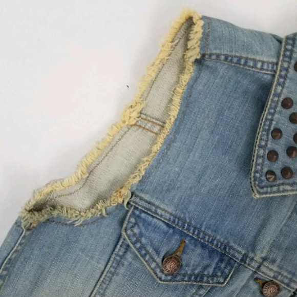 Rock & Republic Womens Jean Vest Jacket Sze M Guns - Picture 4 of 8